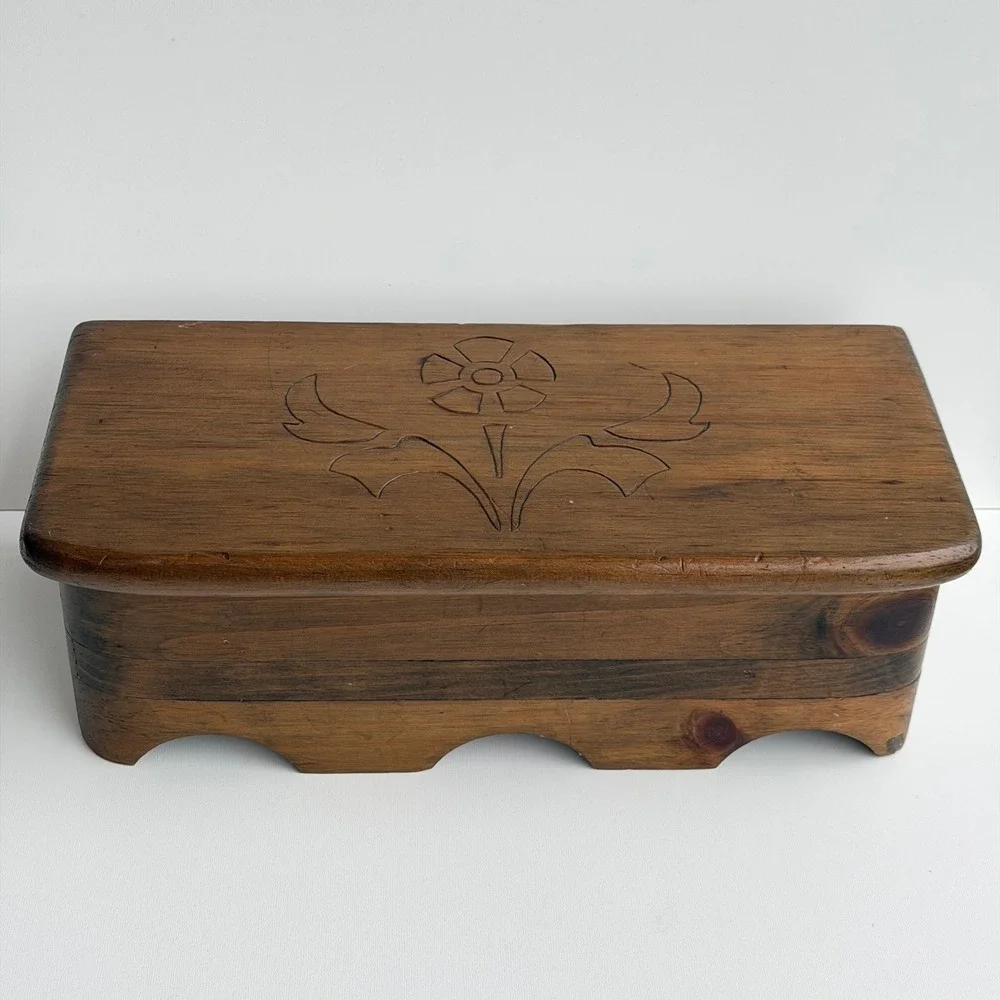 Vintage Wooden Jewelry Box Chest Rustic Carved Flower Red Fur Liner‎ 80s Cabin
